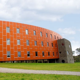 NMIT Bundoora Campus goes Smoke Free the right way with No BuTTs Personal Ashtrays